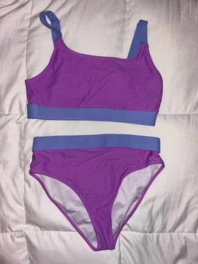 Purple Two-Piece Bikini with Periwinkle Trim Women’s Medium